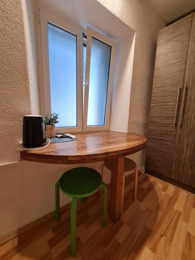 Rooms & Studio Apartments Šibenik Exteriör bild