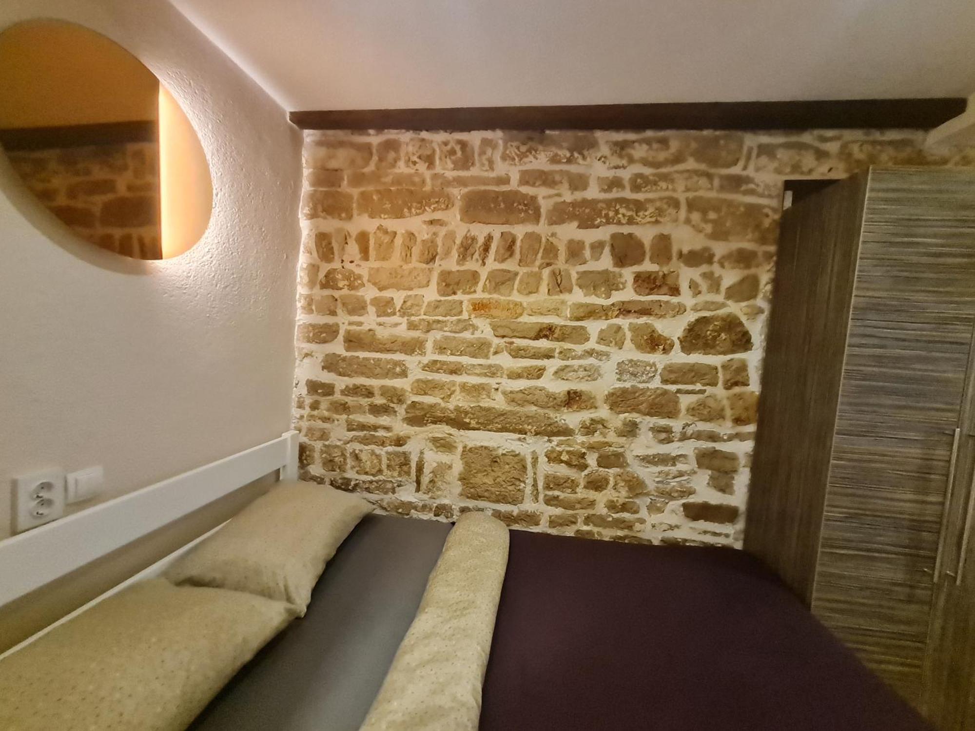 Rooms & Studio Apartments Šibenik Exteriör bild